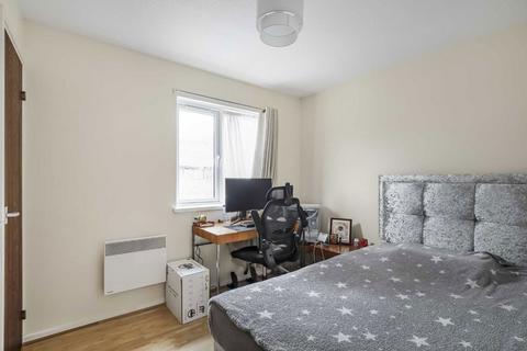 undefined, Haygreen Close, Kingston Upon Thames KT2