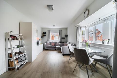 1 bedroom flat for sale, Great Stones Way, Ash, Aldershot, GU12