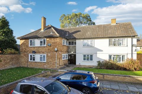 undefined, Victoria Road, Ruislip, HA4