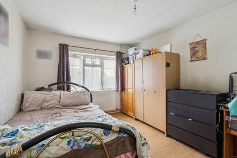 1 bedroom flat for sale, Victoria Road, Ruislip, HA4