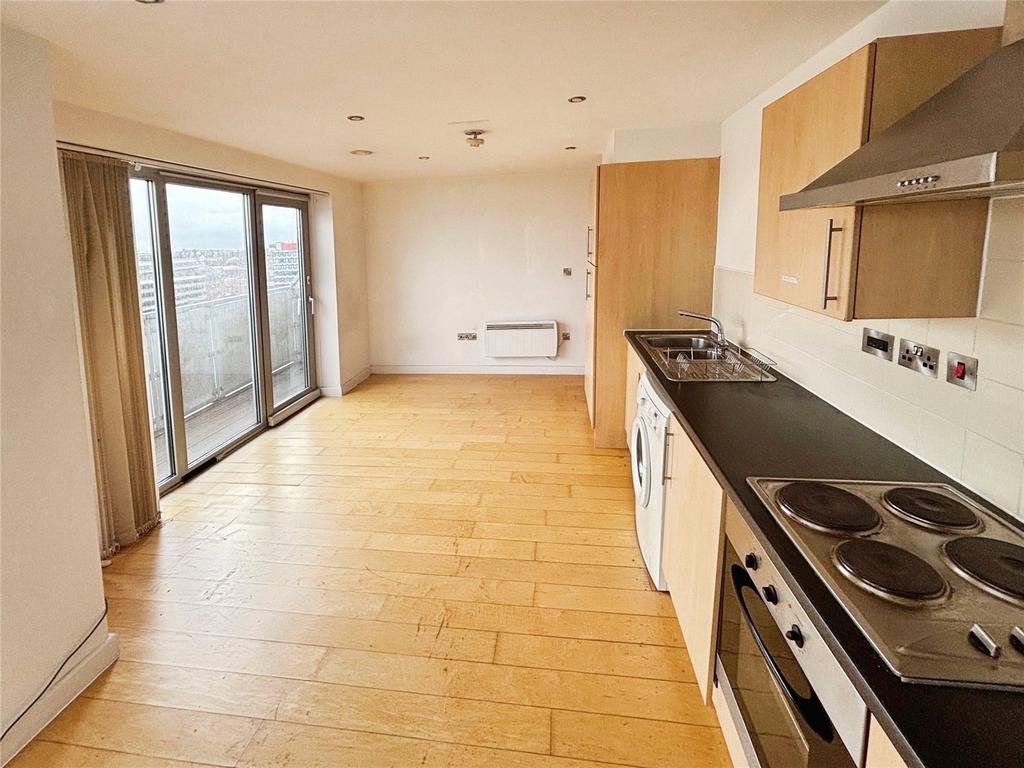 Kitche/Living