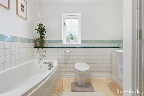 6 Bantock Way, Witham, CM8 1BD