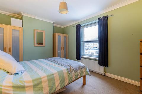undefined, Howard Street, Cardiff CF24