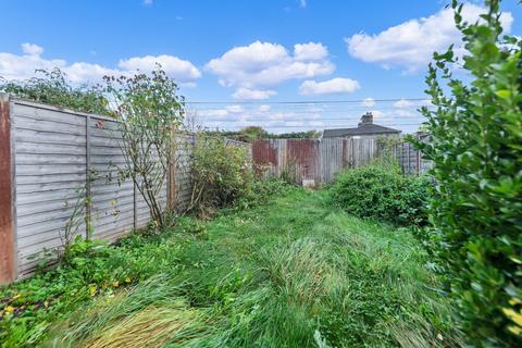 undefined, Evans Close, Royston SG8