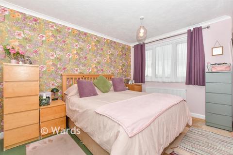 3 bedroom semi-detached house for sale, Nelson Avenue, Sheerness ME12