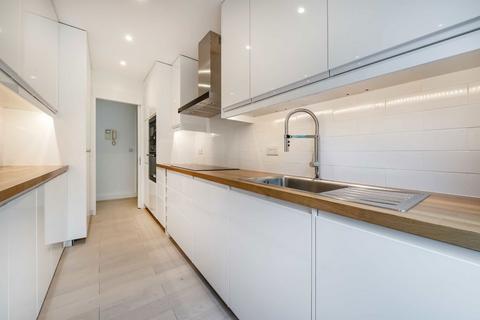 2 bedroom flat to rent, St. Annes Court, London NW6