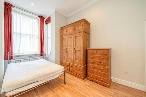 1 bedroom flat to rent, Cornwall Gardens, London SW7
