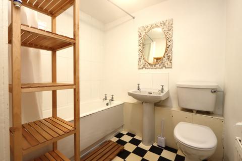 1 bedroom flat to rent, Dean Park Street, Edinburgh EH4