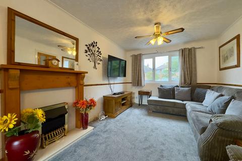 3 bedroom semi-detached house for sale, Cardinals Walk, Leicester, LE5