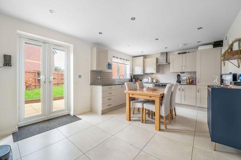 3 bedroom detached house for sale, Gorse Fields, Pershore, WR10