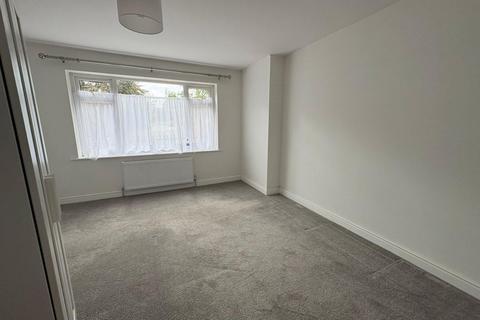 undefined, Browning Close, Daventry NN11