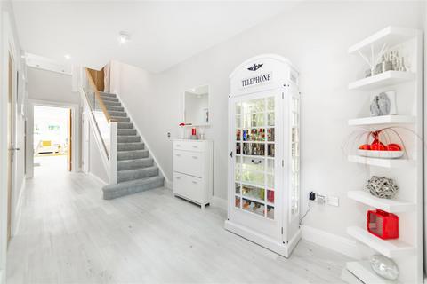 5 bedroom semi-detached house for sale, Greenwood Close, Brunton Woods, NE13