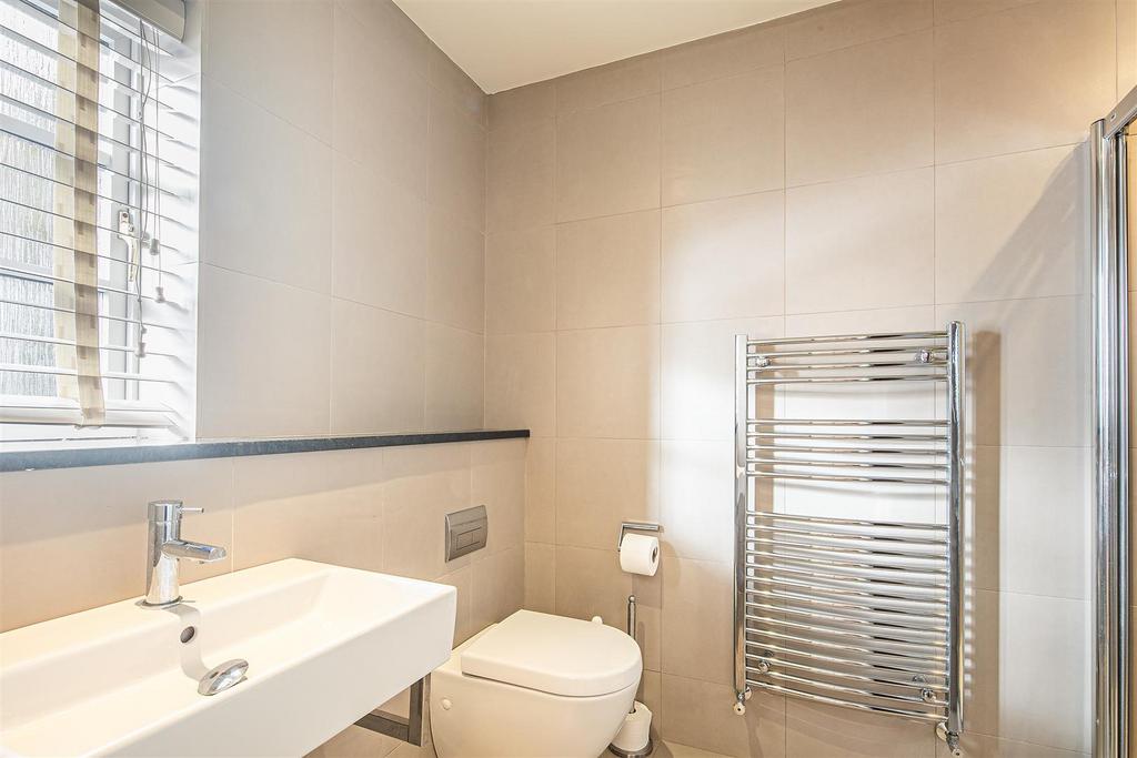 Ensuite