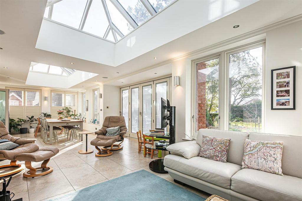 Rear extension