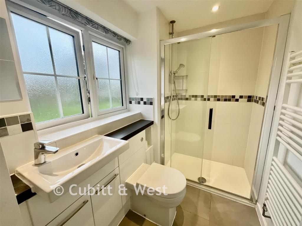 En Suite Shower Room