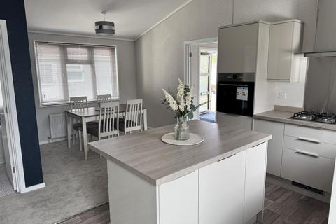 undefined, Littlehampton, West Sussex, BN17