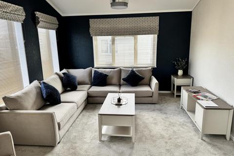 undefined, Littlehampton, West Sussex, BN17