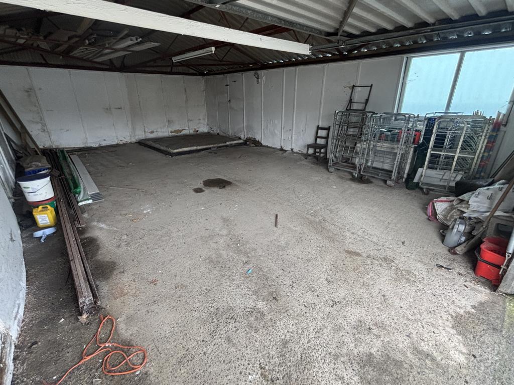 Commercial unit (second image)