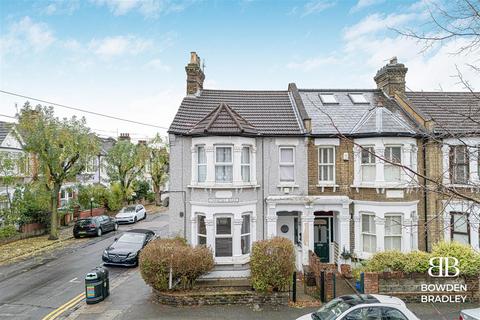 Chertsey Road, Leytonstone