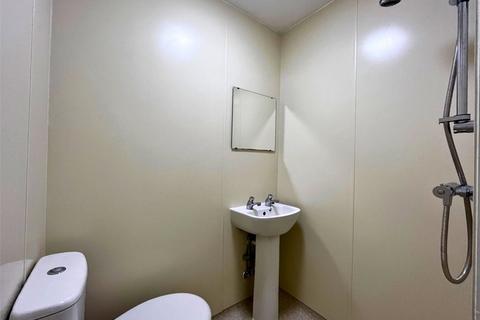 2 bedroom apartment to rent, Trinity Road, Bootle L20
