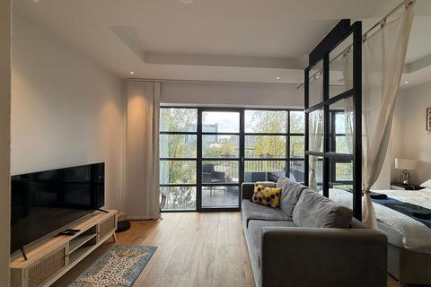 1 bedroom apartment for sale, Lyell Street, London E14