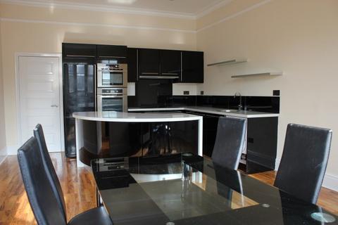 First Avenue, Hove BN3