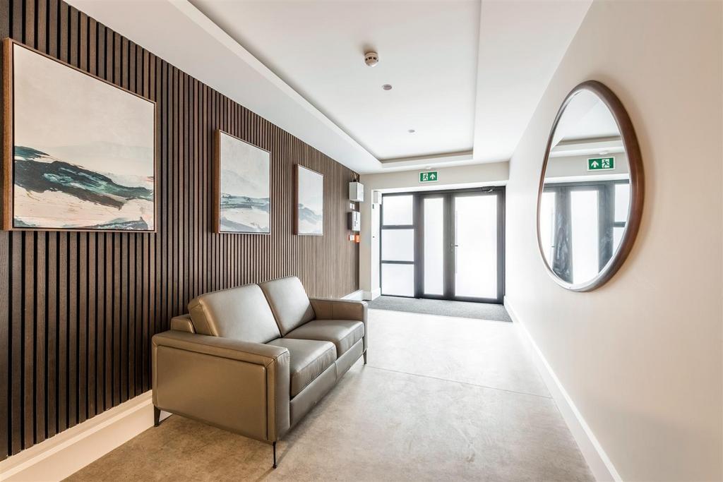 U Wwjp Sbmx UGj Vu BAIm N9 Q.jpg