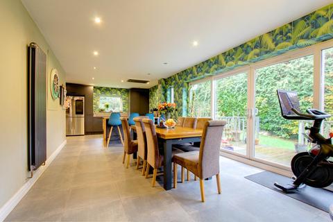 5 bedroom detached bungalow for sale, Dan-Y-Coed Rise, Cyncoed, Cardiff
