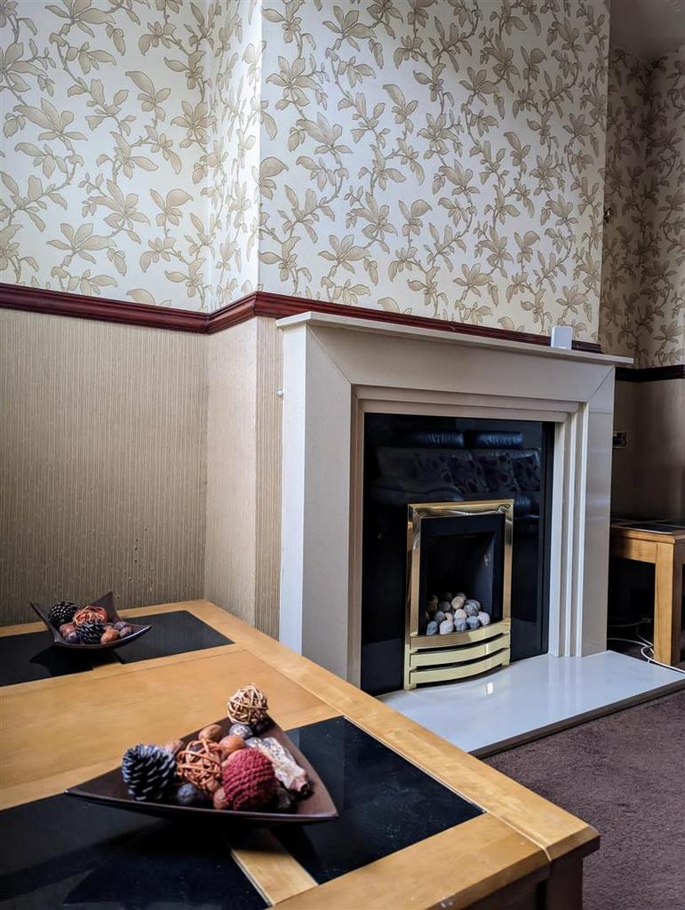 Fireplace 2.jpg