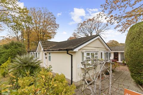 Deanland Wood Park, Golden Cross, Hailsham
