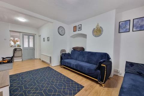 2 bedroom house for sale, Bonham Road, Dagenham