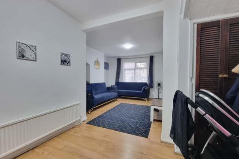 2 bedroom house for sale, Bonham Road, Dagenham
