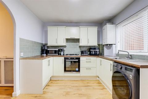 undefined, Chevin Gardens, Top Valley NG5