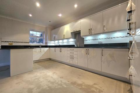 2 bedroom apartment for sale, Kelvedon Grove, Solihull