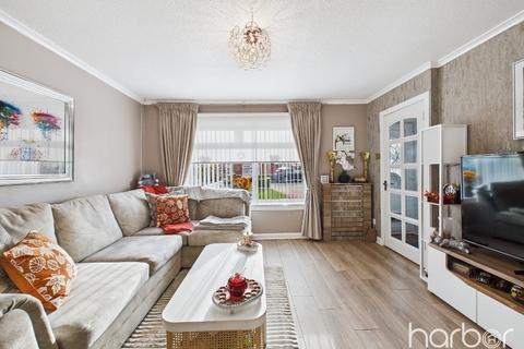 undefined, Newtongrange Gardens, Tollcross, Glasgow, City of Glasgow, G32 8ES