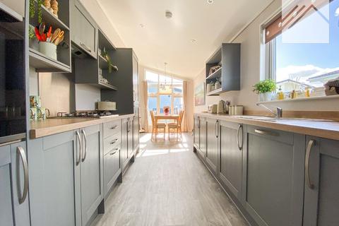 2 bedroom park home for sale, Shore Drive, Canvey Island