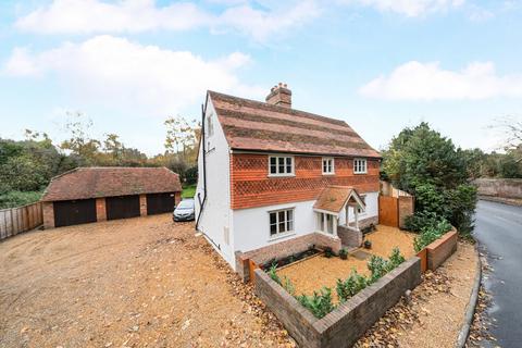 undefined, Old Woking Road, Surrey GU22