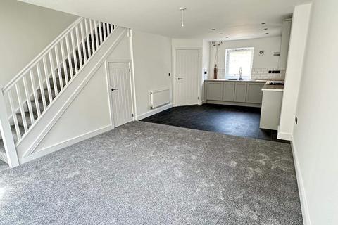 3 bedroom terraced house to rent, Burnely Road, Cornholme, Todmorden