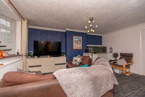 3 bedroom end of terrace house for sale, Hesketh Close, Leicester LE2