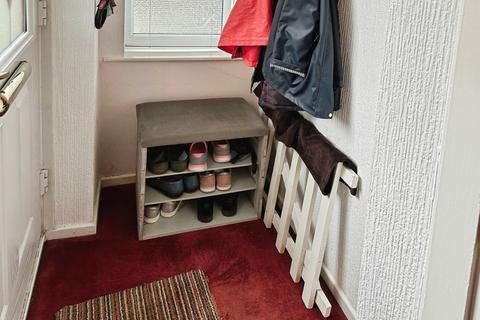 1 bedroom ground floor flat for sale, Fairburn Gardens, Bradford BD2