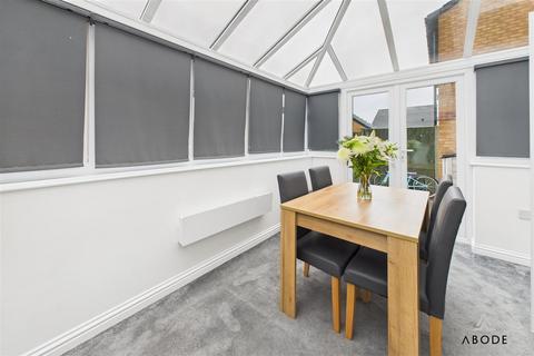 undefined, Windmill Close, Swadlincote DE11