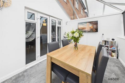 undefined, Windmill Close, Swadlincote DE11