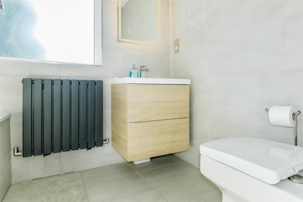Bath 201.jpg
