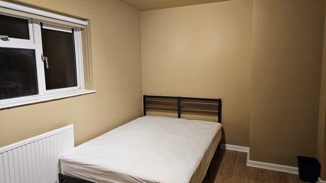 Hawthorn-avenue-co4-3jp-995183