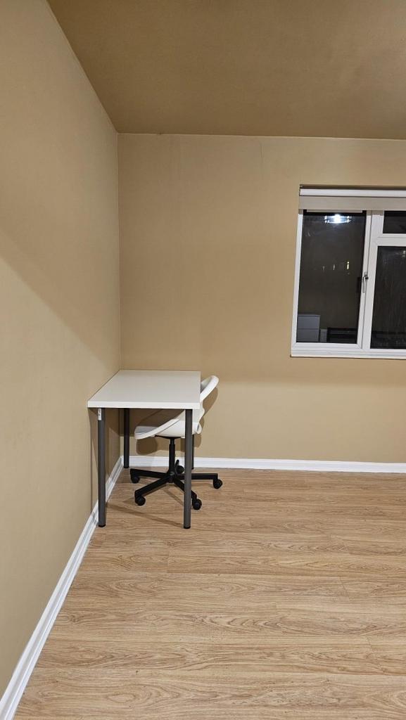 Hawthorn-avenue-co4-3jp-995168