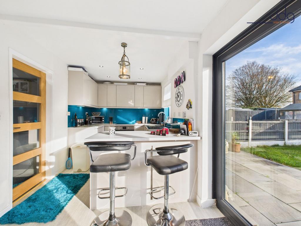 Open Plan Kitchen Diner with Breakfast Bar and...