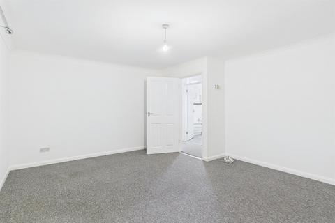 Rochester Court, Avenue Road, London, SE25