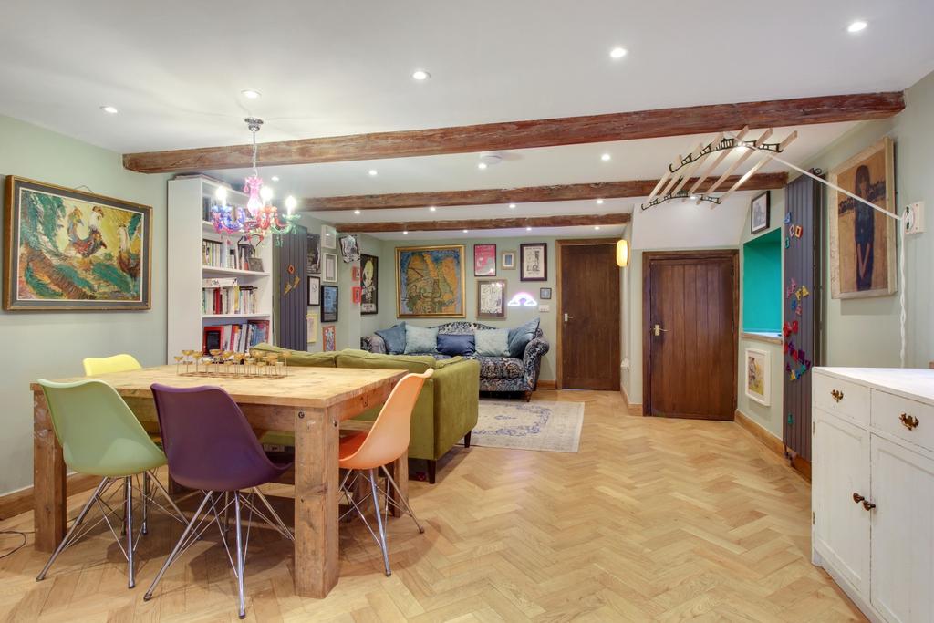 Open-Plan Reception Room