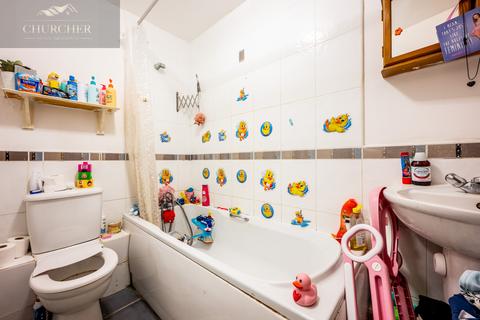 2 bedroom apartment for sale, The Quays, Ormskirk L40