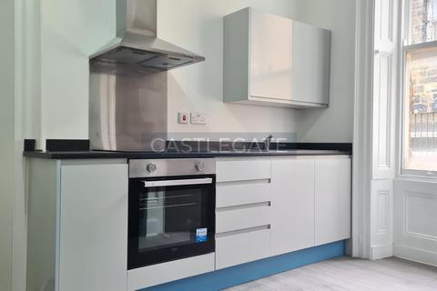 Studio to rent, Market Place, Huddersfield Town Centre, HD1